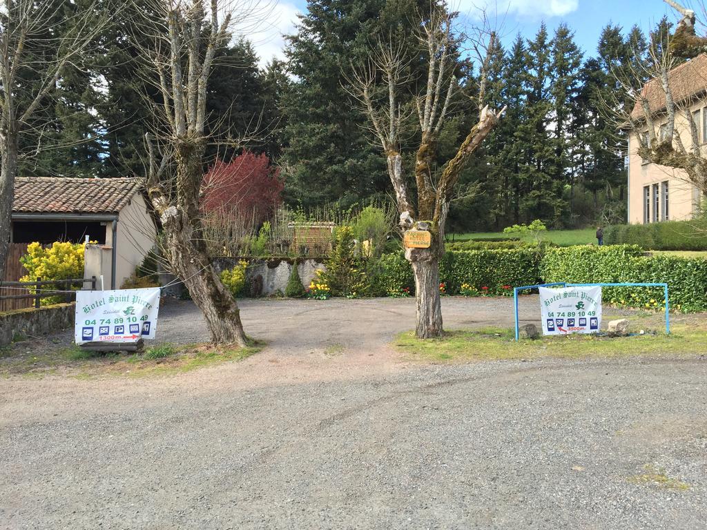 Hotel Saint Pierre Les Sauvages  Eksteriør billede